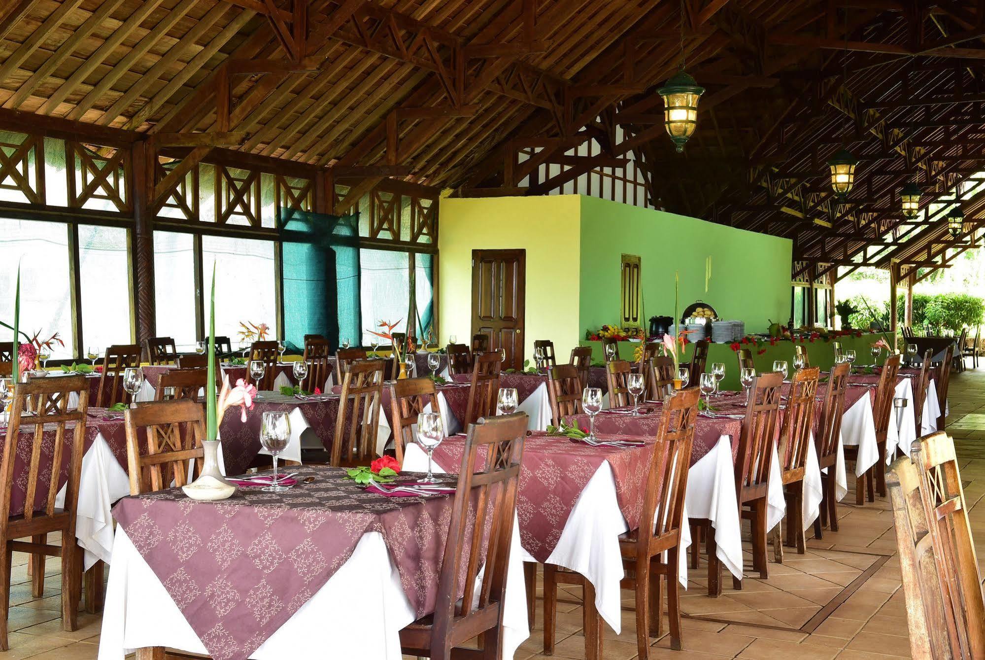 Отель Pestana Equador Илье-даш-Ролаш Экстерьер фото