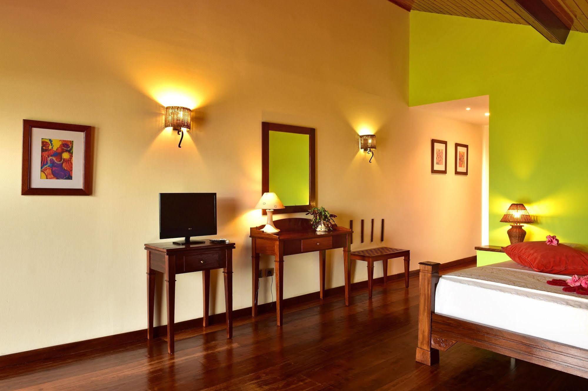 Отель Pestana Equador Илье-даш-Ролаш Экстерьер фото